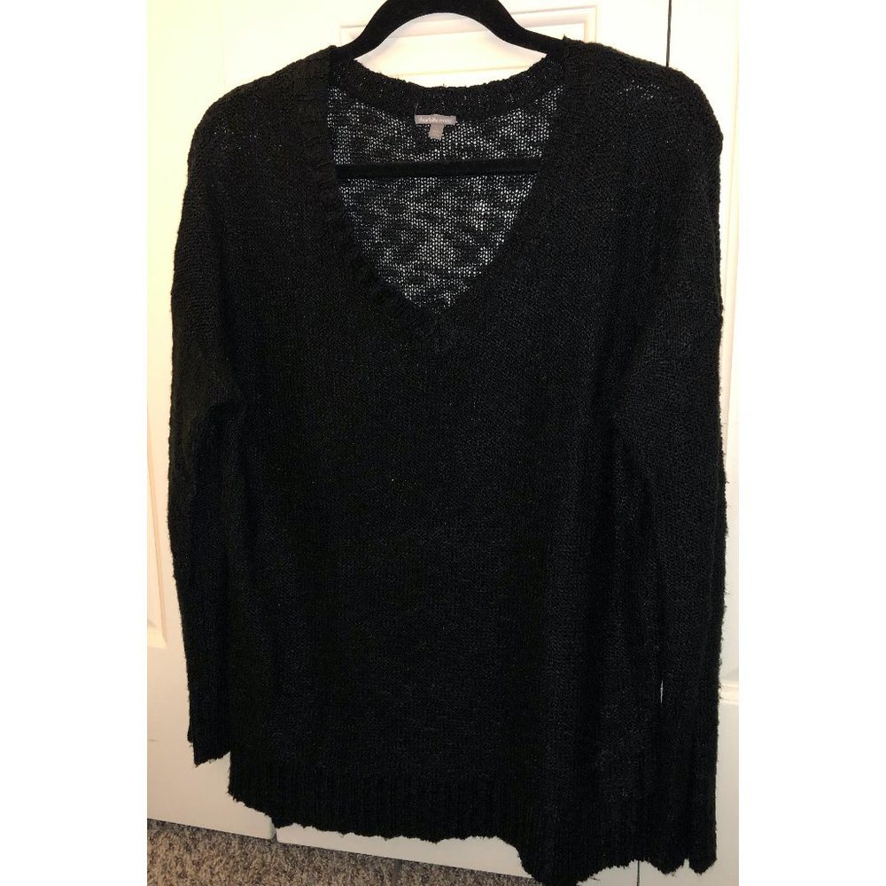 Charlotte Russe V-Neck Knit Sweater EUC